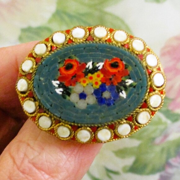 VINTAGE Italian Micromosaic Brooch: Floral Tesserae Tile Micro Mosaic Pin - Picture 1 of 14